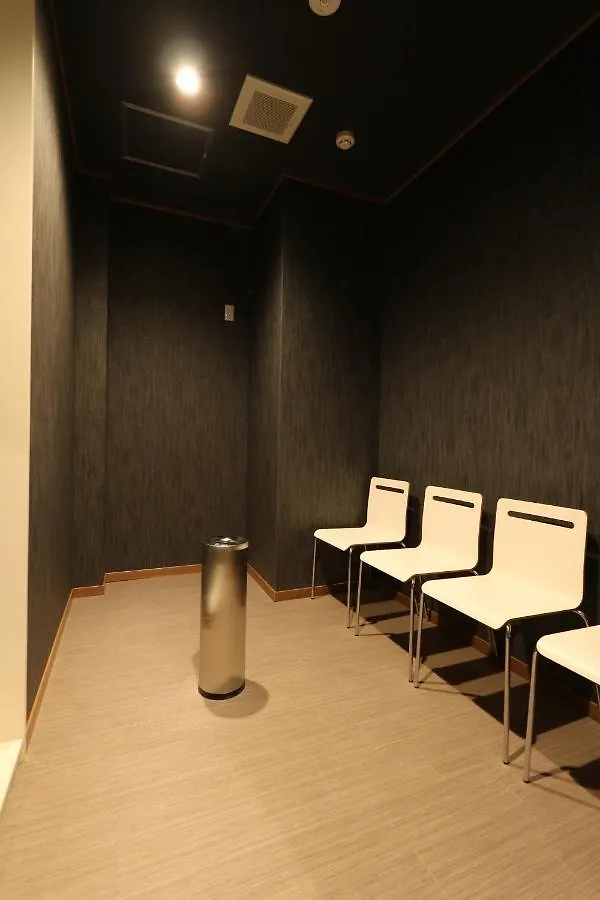 Cabin & Capsule Hotel J-Ship Osaka Namba - Vacation Stay 24728V 0*,  Japonsko